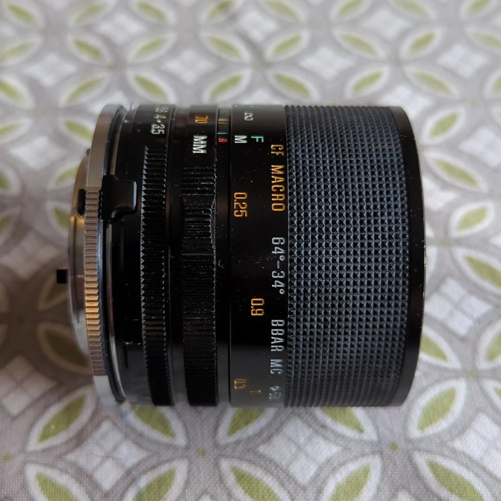 Vintage Tamron 35-70 MM F/3.5-4.5 Adaptall 2 camera lens and case.